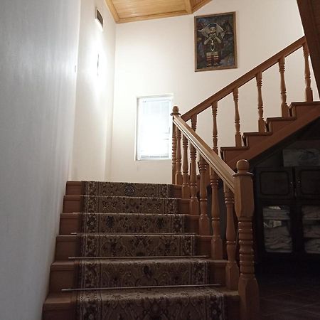 Guest House Karla Кобулети Екстериор снимка